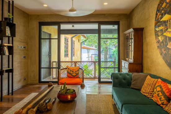 The Postcard Mandalay Hall à Kochi:  Library