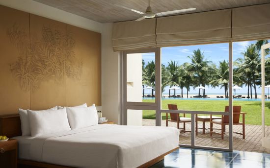 Jetwing Blue in Negombo:  Deluxe Room