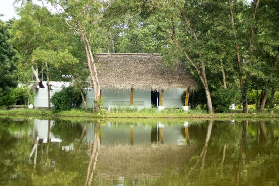 Xandari Pearl Beach Resort in Mararikulam:  Oyster Pearl villa