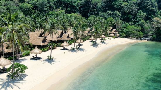 Cauayan Island Resort in Palawan:  Beach Area