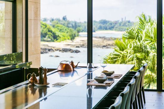 Hyatt Regency Seragaki Island, Okinawa:  Shirakachi Teppanyaki