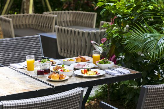 Hyatt Regency Seragaki Island, Okinawa:  Serale Breakfast