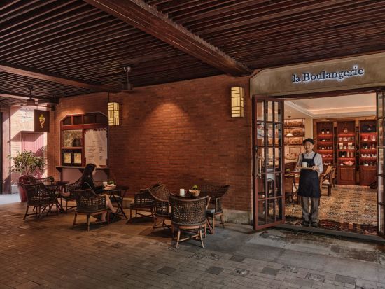 Capella Shanghai:  la Boulangerie