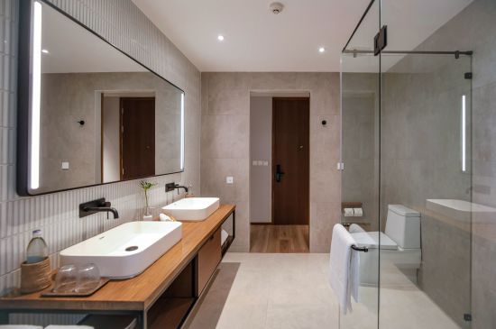 Varana Krabi:  Luxe Plus | Bathroom