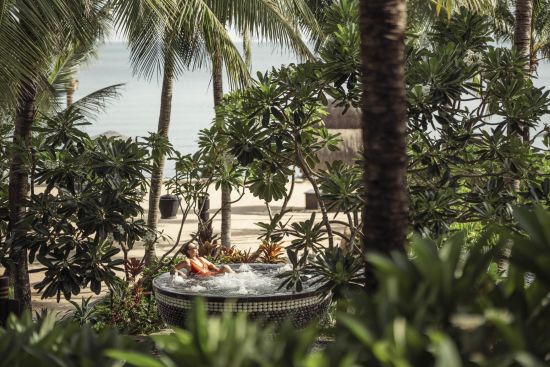 InterContinental Danang Sun Peninsula Resort:  Jacuzzi Heaven