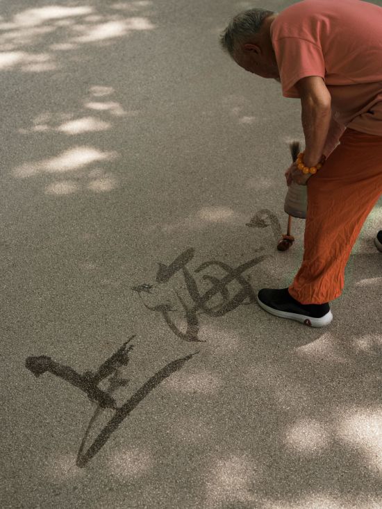 Capella Shanghai:  Bike & Bite excursion