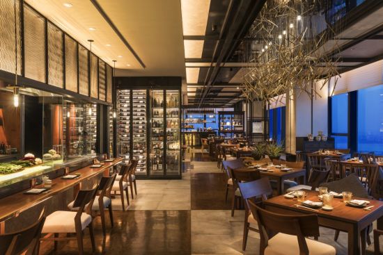 Rosewood Phnom Penh: Iza Restaurant