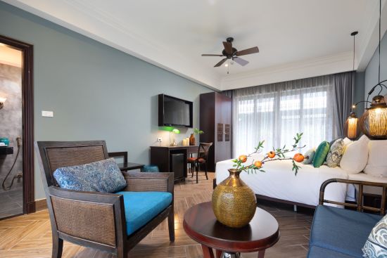 Aira Boutique Hoi An Hotel & Villa:  Deluxe Balcony