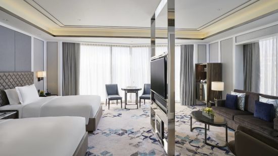 Okura Manila:  Premier Corner 