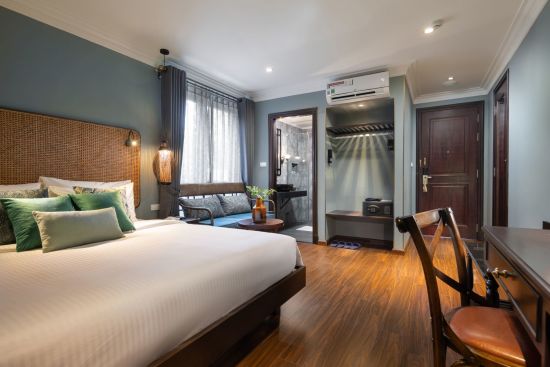 Aira Boutique Hoi An Hotel & Villa:  Deluxe Balcony