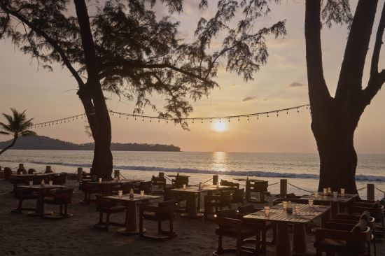 Dusit Thani Laguna Phuket: Casuarina Restaurant