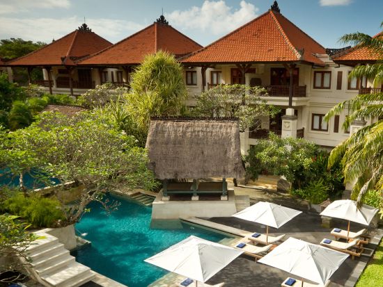 Puri Santrian in Südbali:  Santrian Club Pool