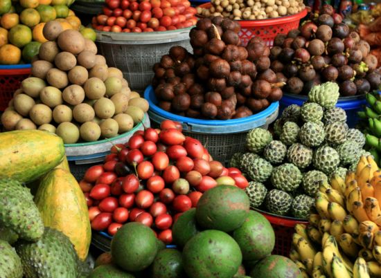 Balis stille Schönheiten ab Südbali: Bali fruit market 