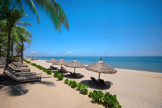 Boutique Hoi An Resort: Beach