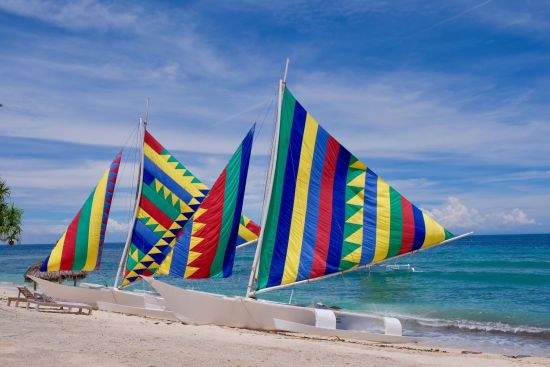 Coco Grove Beach Resort in Siquijor:  Paraw Sailing