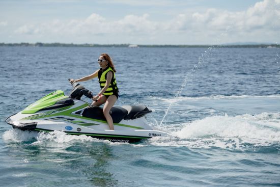 Costabella Tropical Beach Hotel in Cebu:  Jet Ski