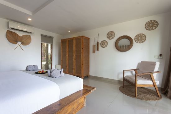 Anaya Koh Rong: Standard