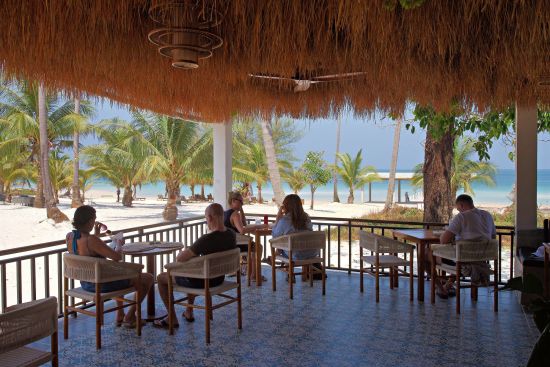 Anaya Koh Rong: Restaurant