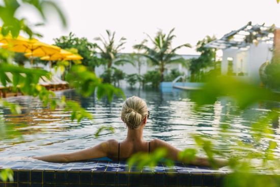 Long Set Resort à Koh Rong:  Swimmingpool