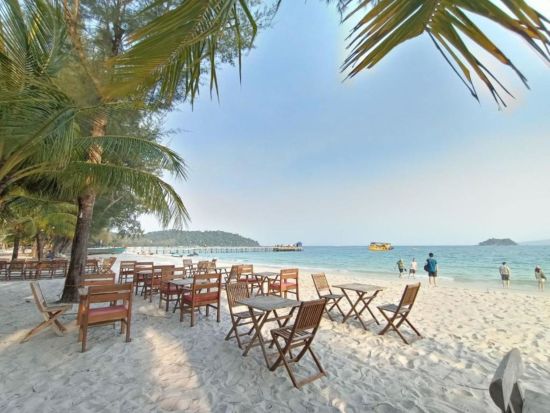 Long Set Resort à Koh Rong:  Stunning Long Set beach