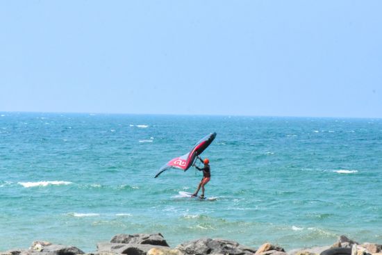 Elements Beach & Nature Resort in Kalpitiya:  Wingfoil