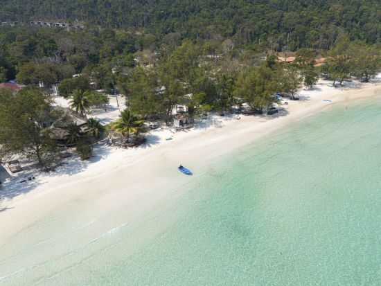 Island Center Point à Koh Rong Sanloem: Beach from above