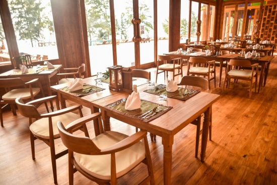 Santhiya Phuket Natai Resort & Spa:  Chantara Restaurant