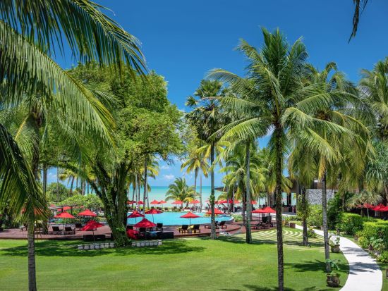 Ramada Resort by Wyndham Khao Lak:  Swimming Pool