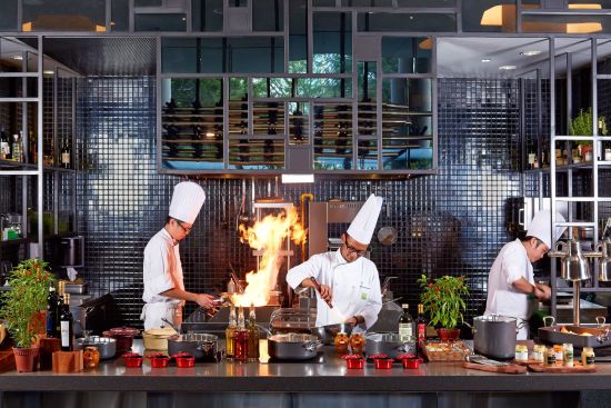 Parkroyal Collection Pickering à Singapour:  dining lime theatre