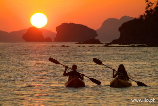 Huni Lio in Palawan: Kayak