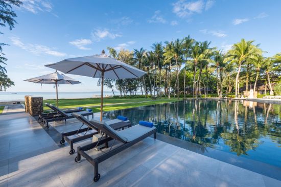Dusit Thani Krabi Beach Resort: Coco Vida Pool