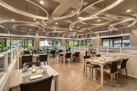 Dusit Thani Krabi Beach Resort: Restaurant Mangosteens