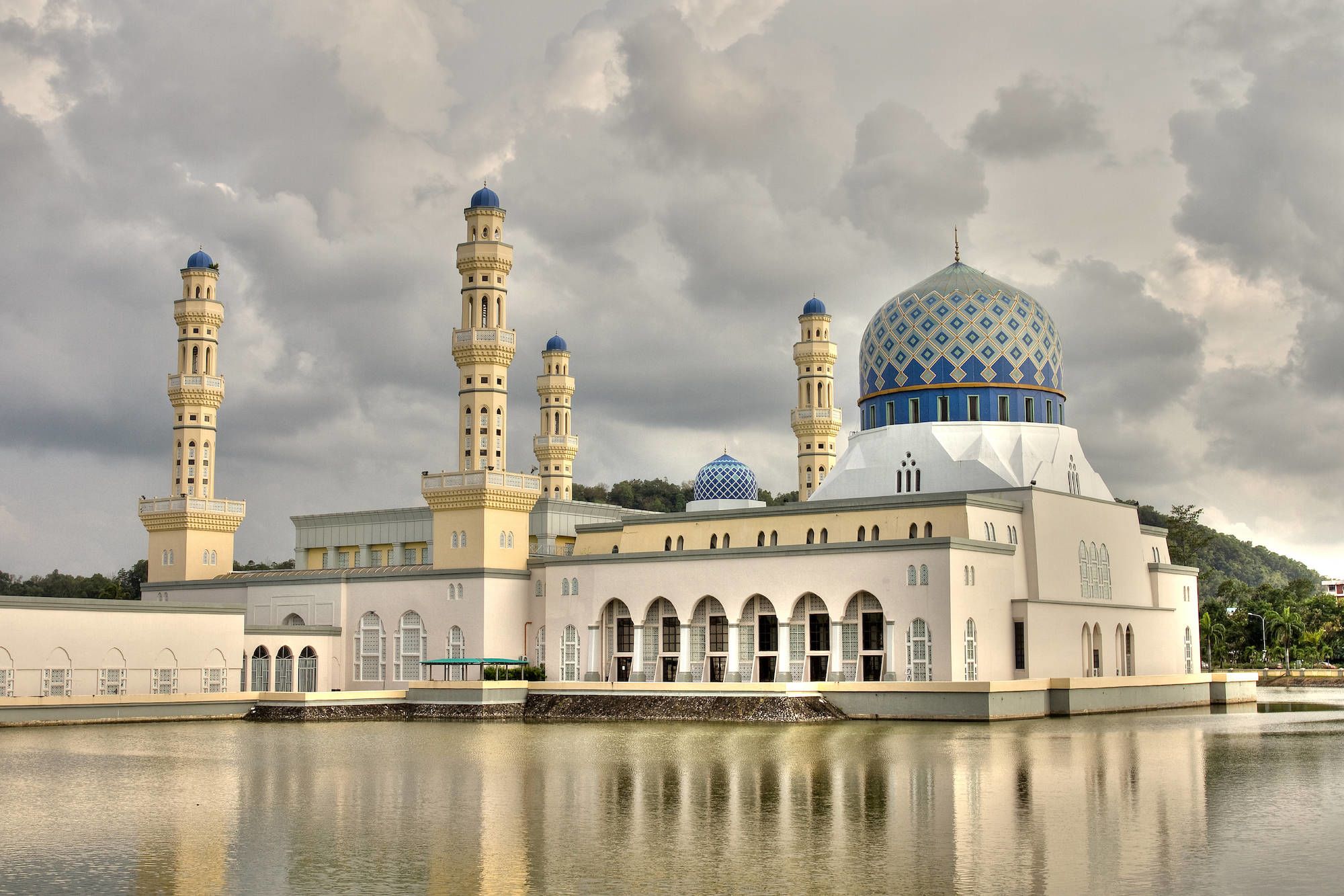 Tour de ville de Kota Kinabalu: Kota Kinabalu: Masjid Terapung Likas - City Mosque