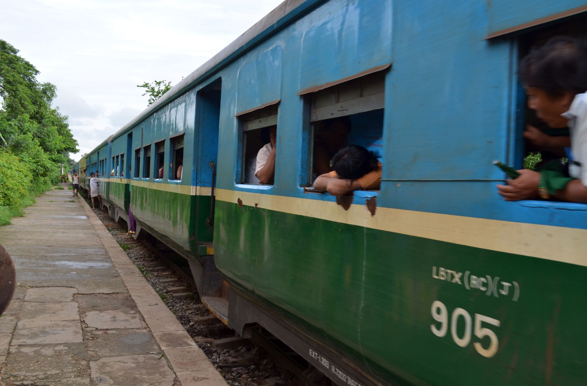 Yangon avec le train local: Circular Train Yangon