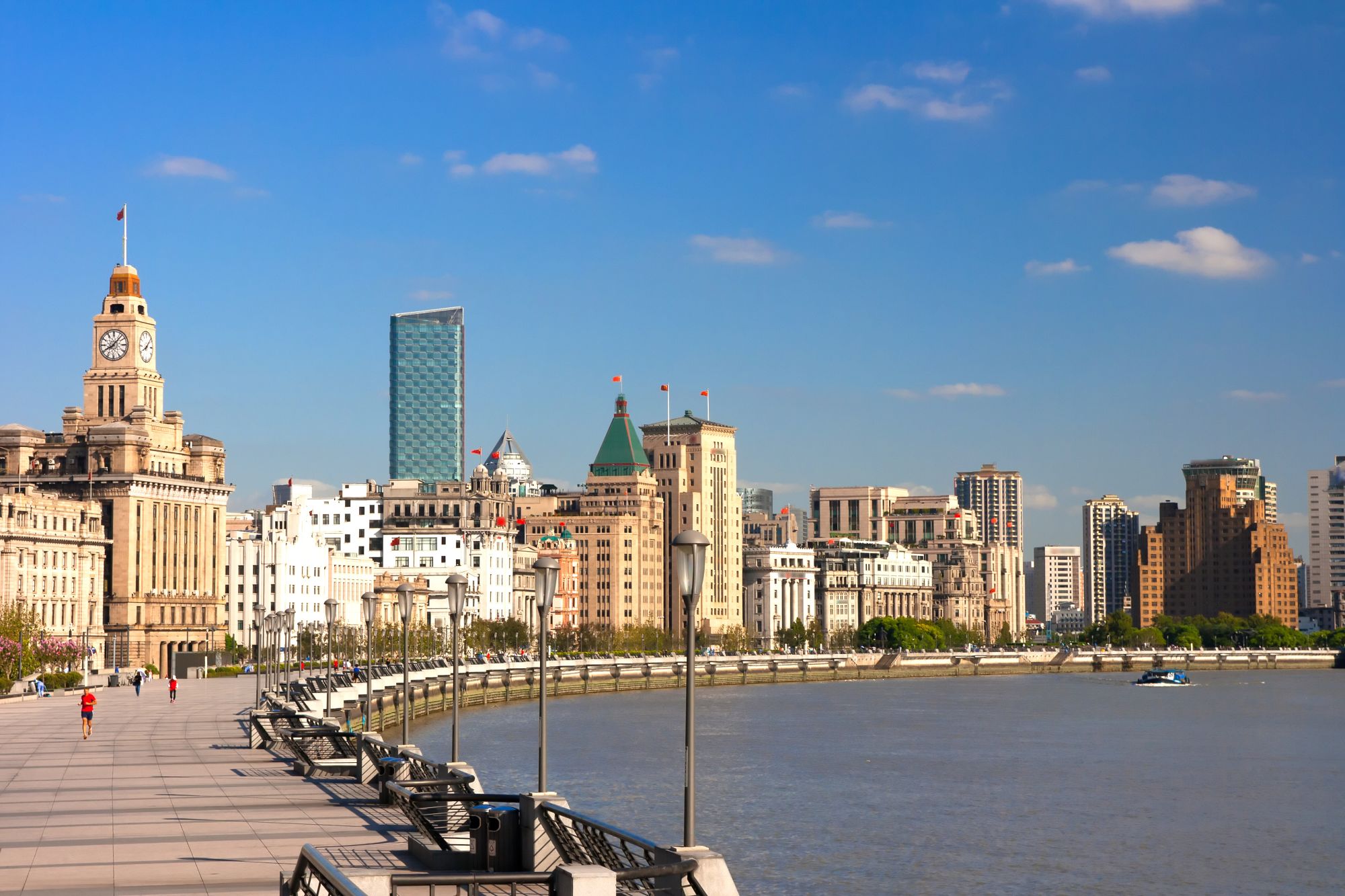 Fascination de Shanghai - Tradition & modernité: Shanghai The Bund with historical buildings