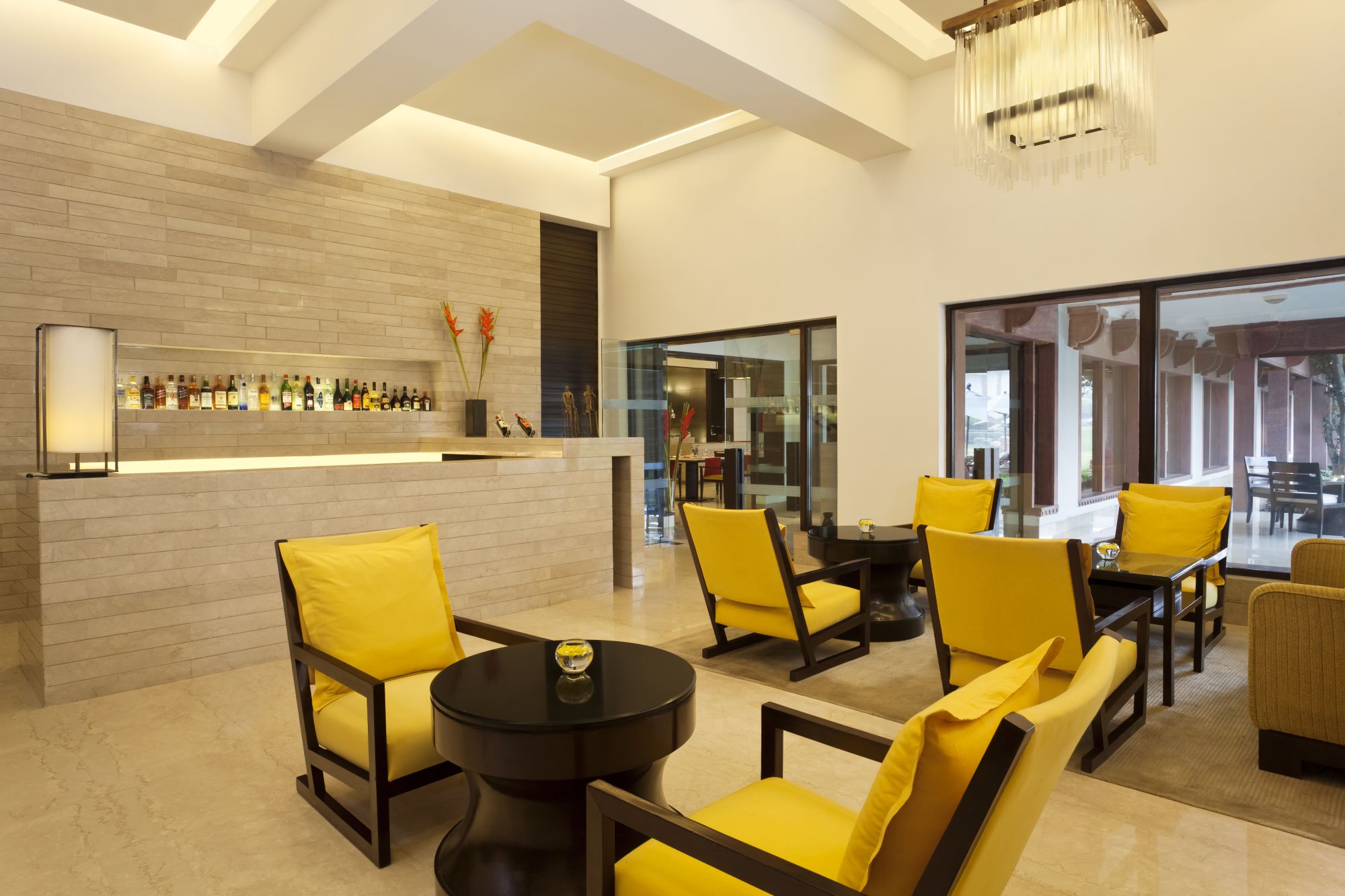 Trident in Agra: Bar