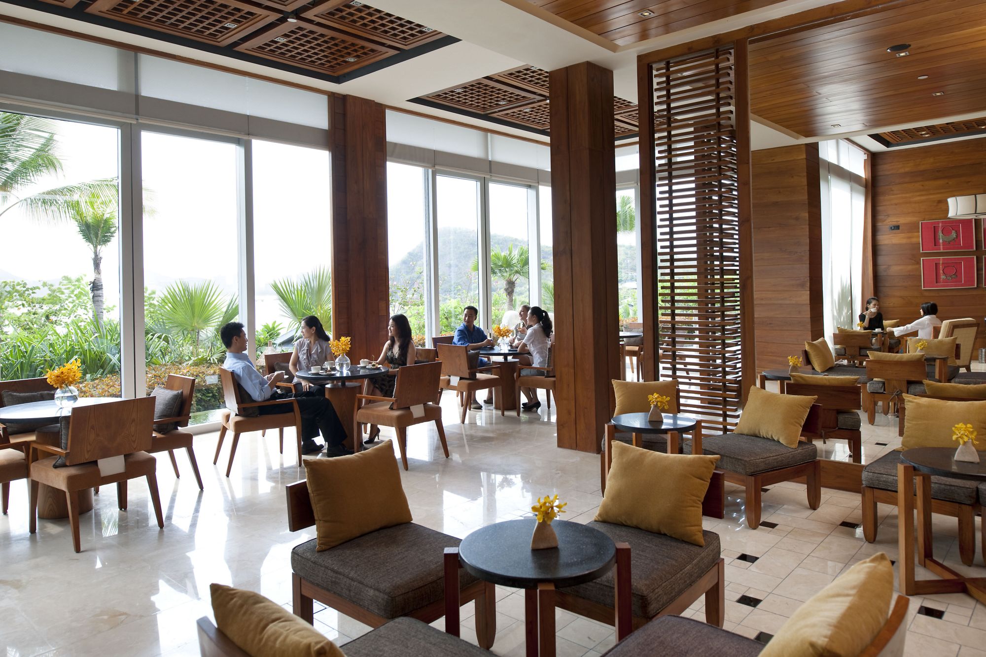 Mandarin Oriental Sanya in Hainan: Cliff Lounge