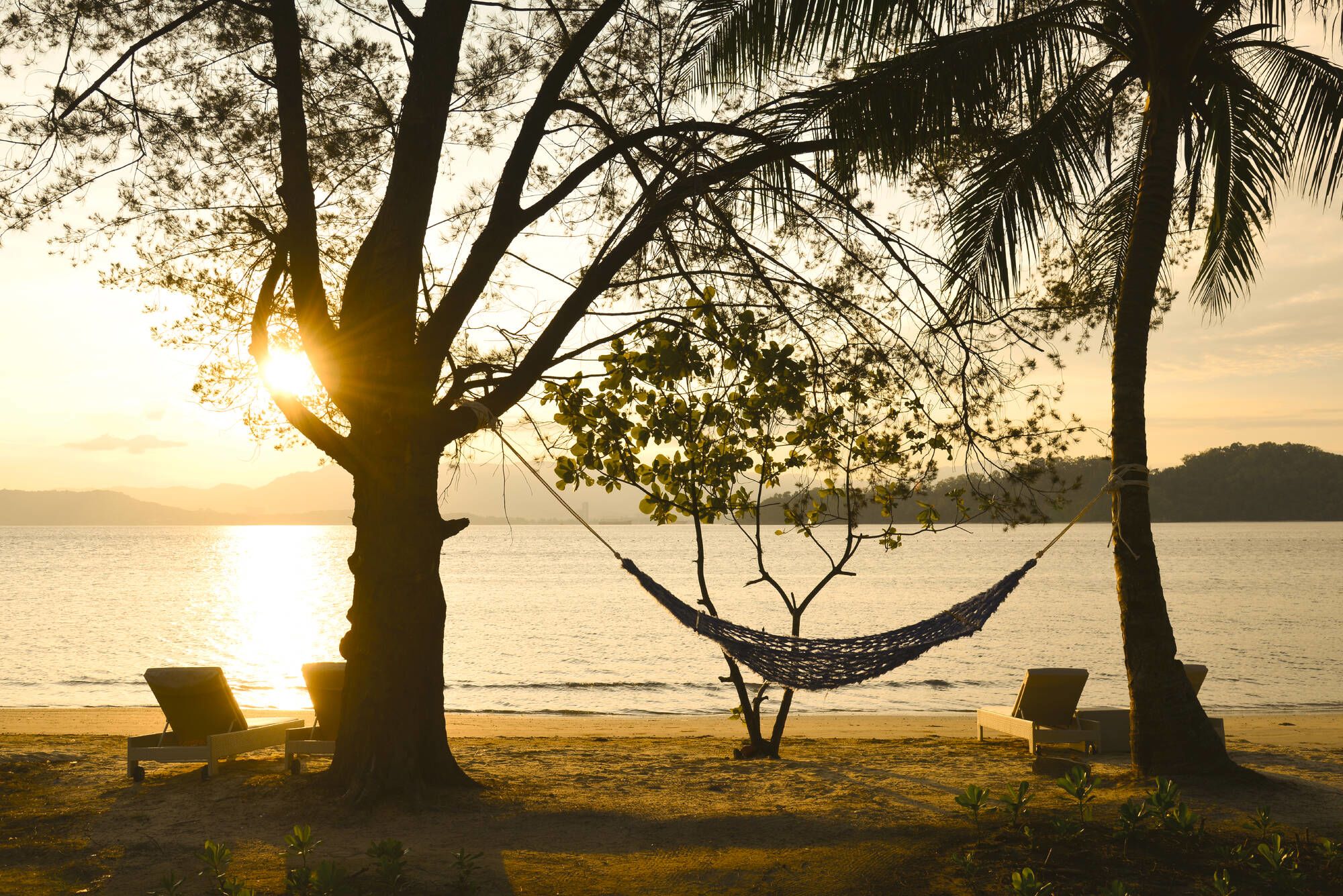 Gaya Island Resort in Kota Kinabalu: beach:
