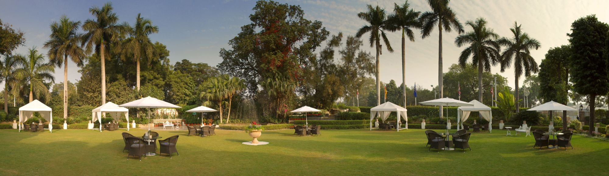 The Claridges in Delhi: Garden