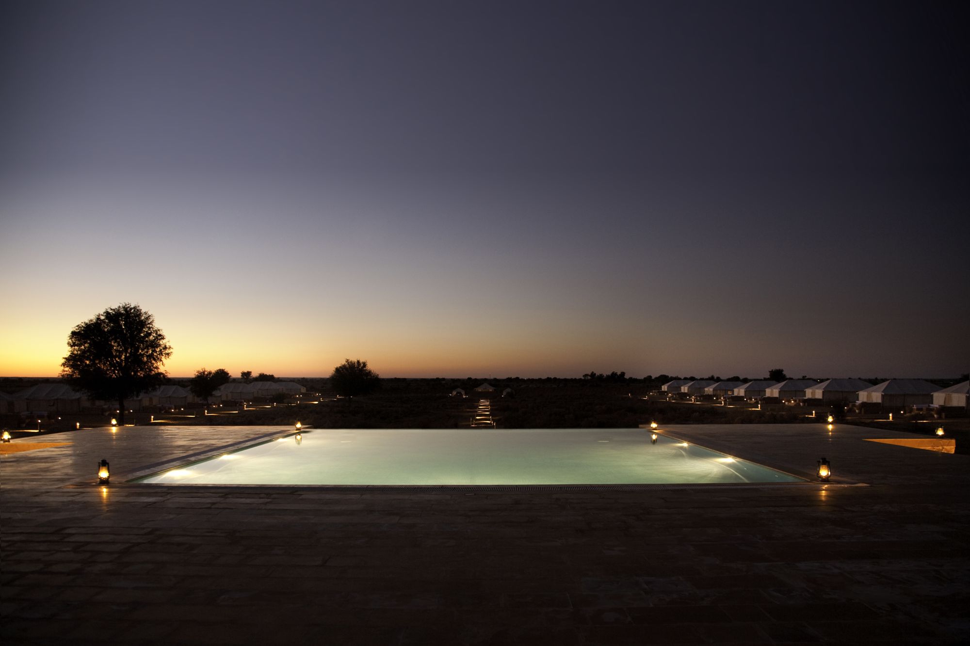 SUJÁN The Serai à Désert du Thar: The Serai viewed from the pool