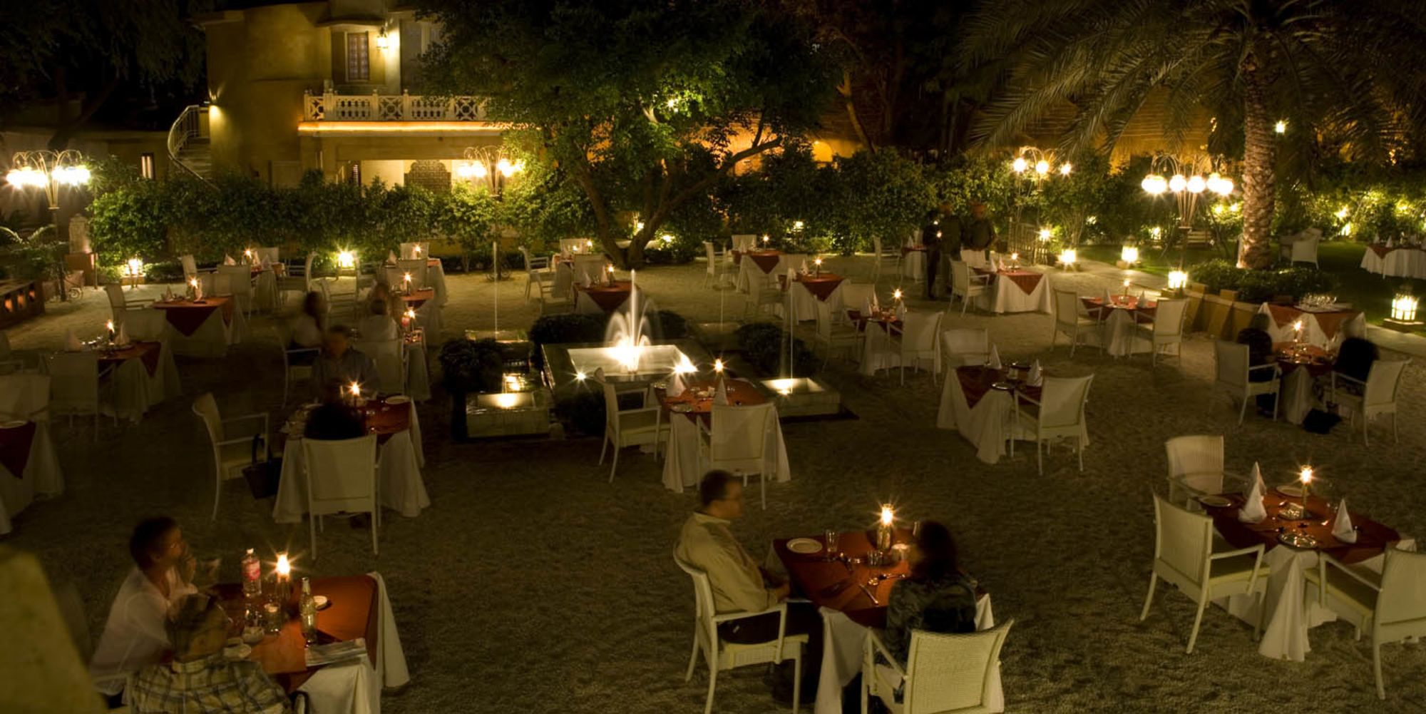 The Ajit Bhawan à Jodhpur: Garden Dining