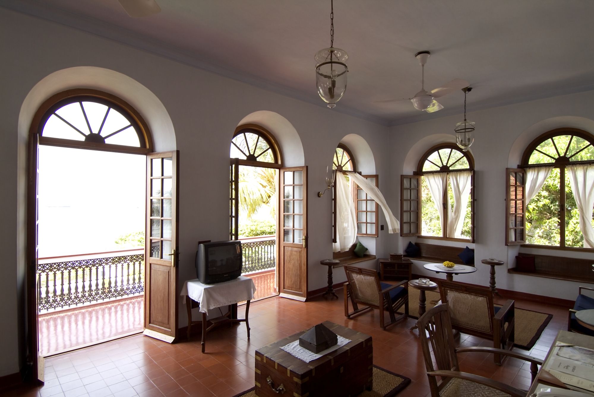 Brunton Boatyard in Kochi: Sea Facing Deluxe Suite