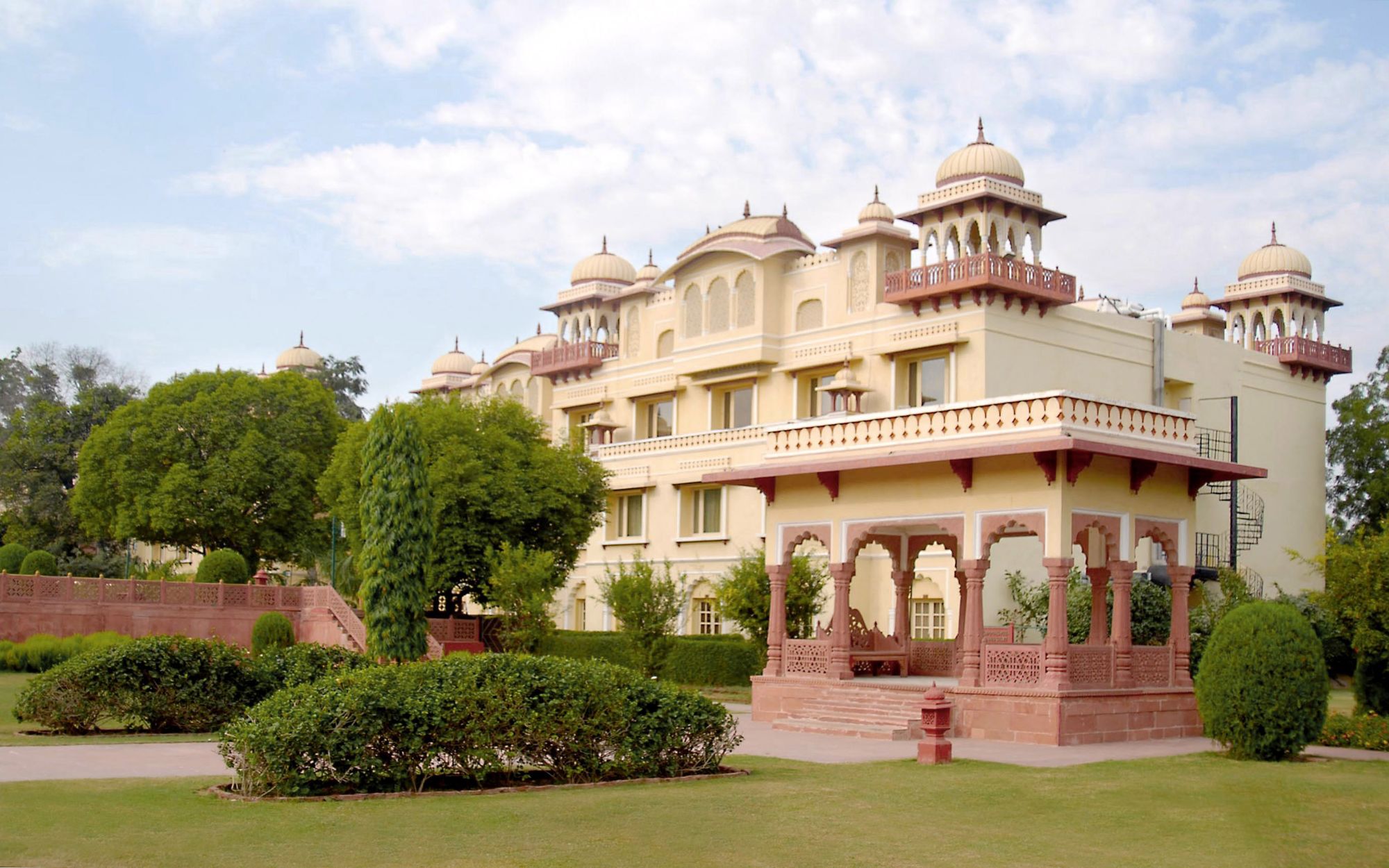 Jai Mahal Palace à Jaipur: exterior: