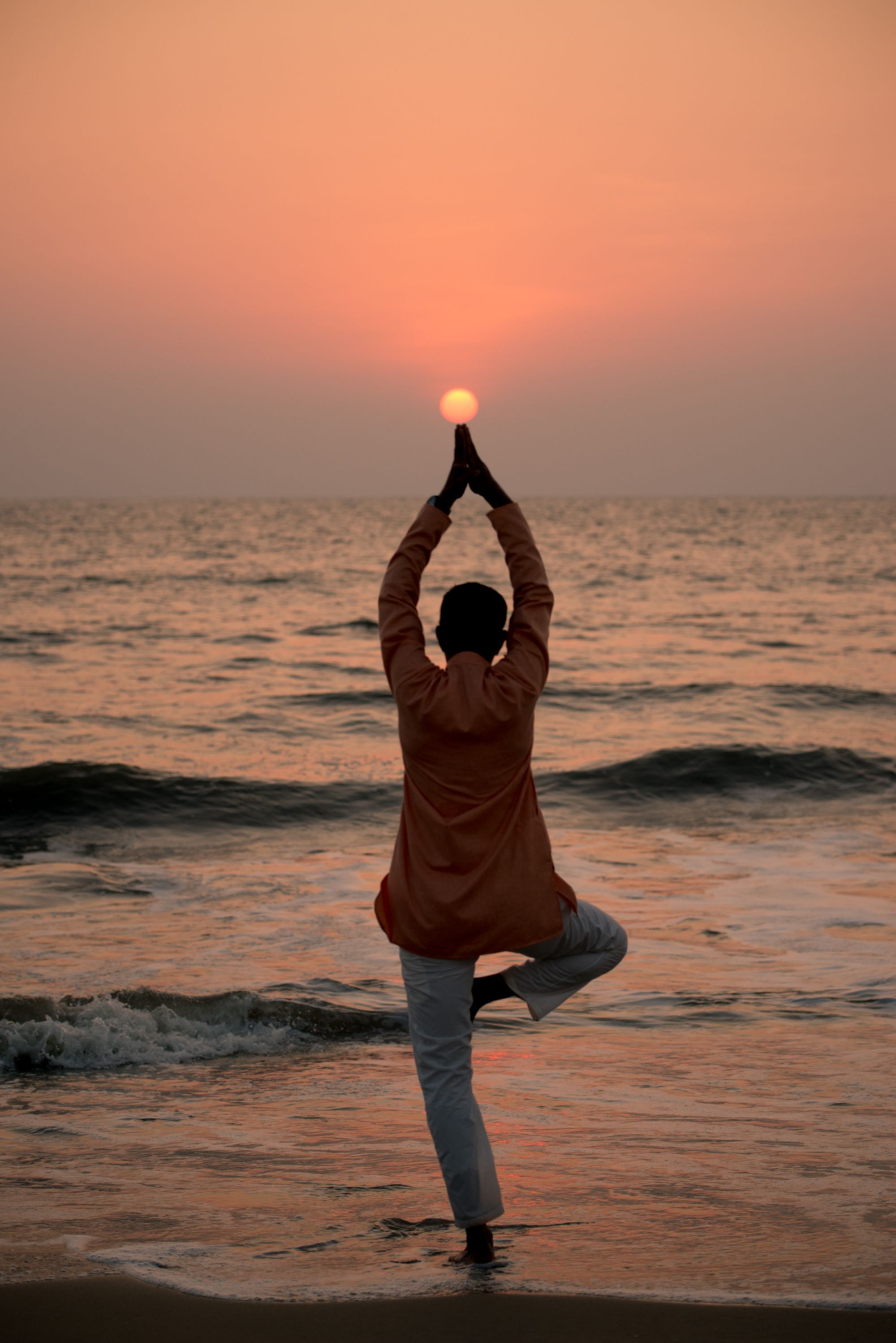 Neeleshwar Hermitage: Yoga at Beach