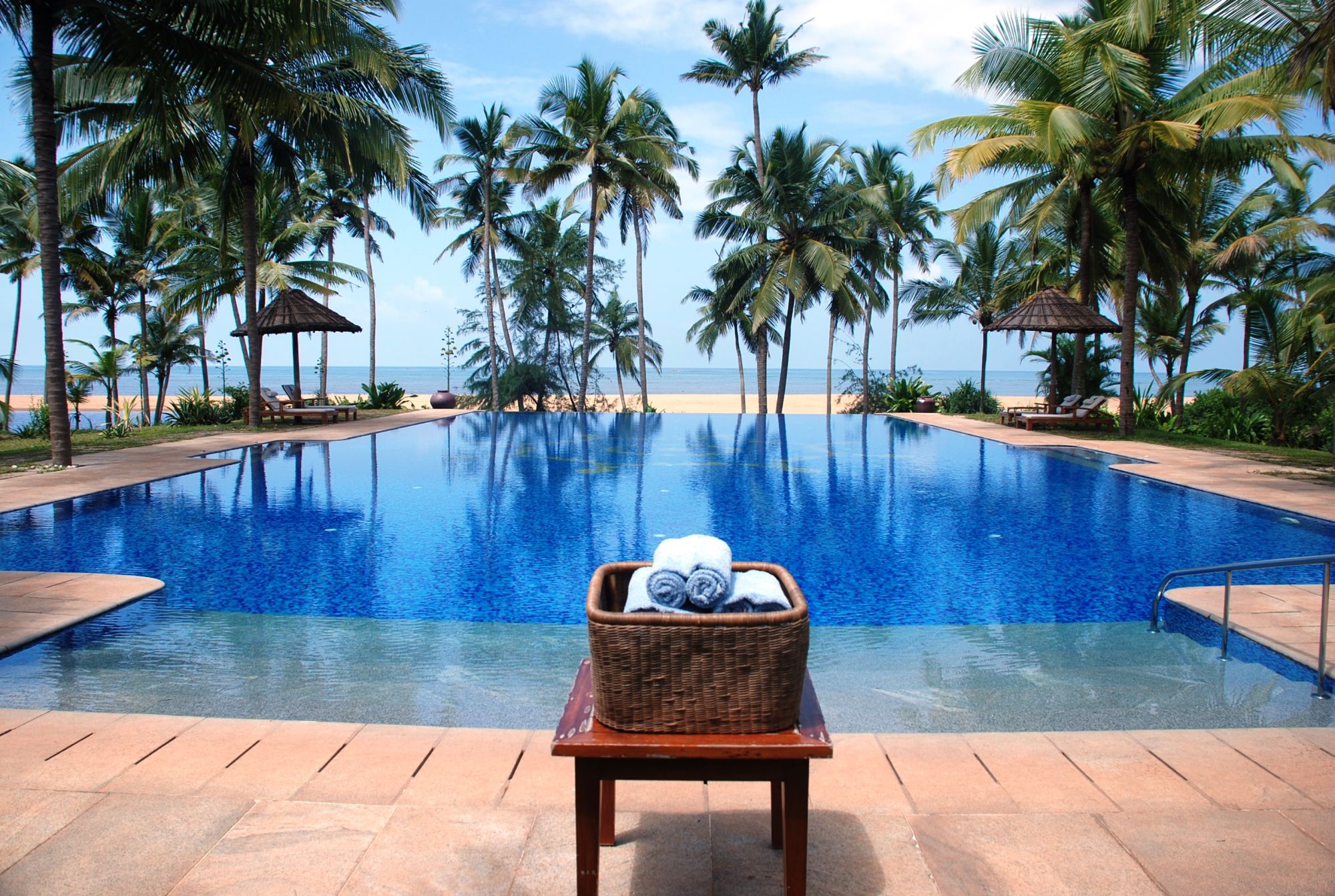 Neeleshwar Hermitage: Pool