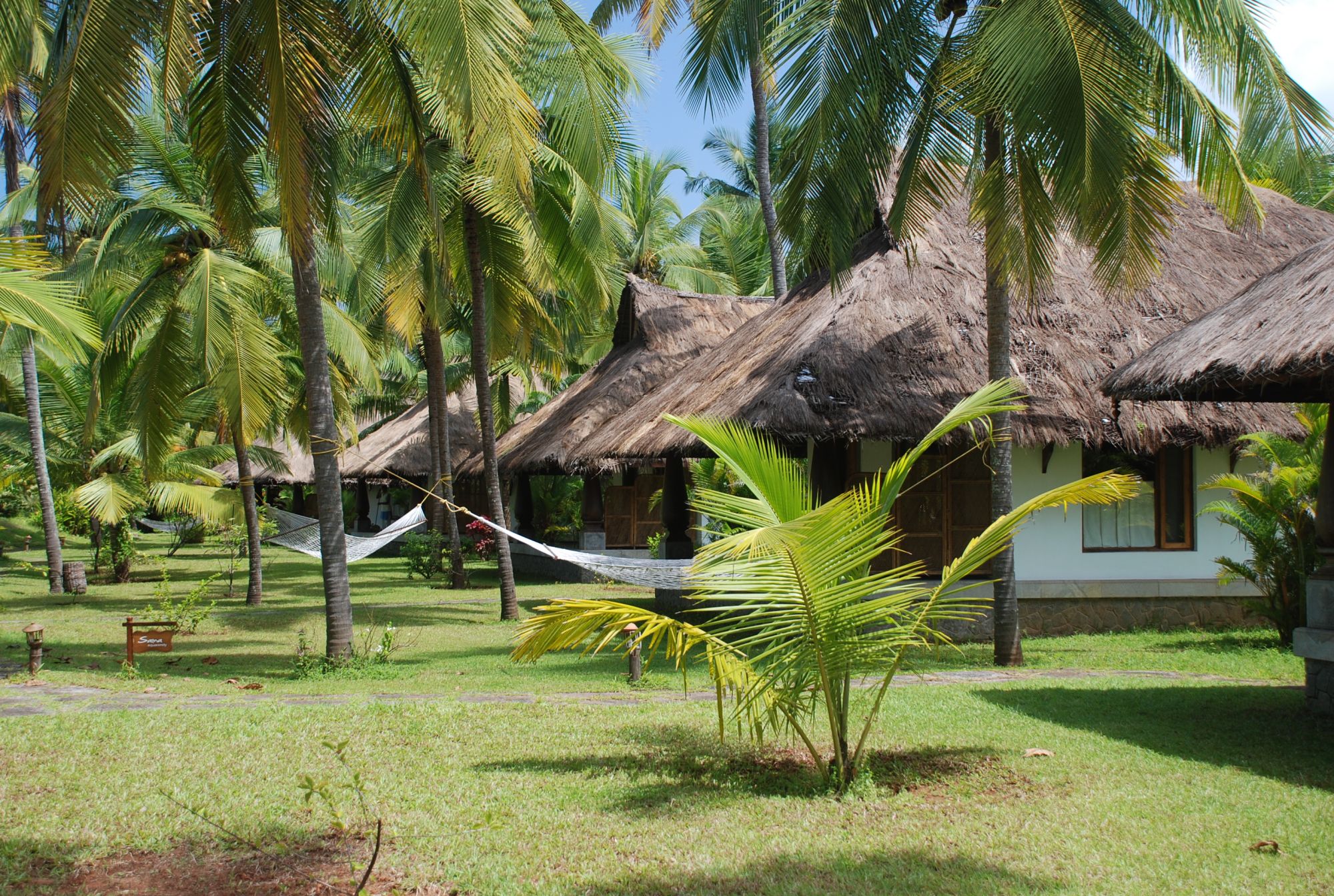 Neeleshwar Hermitage: Garden