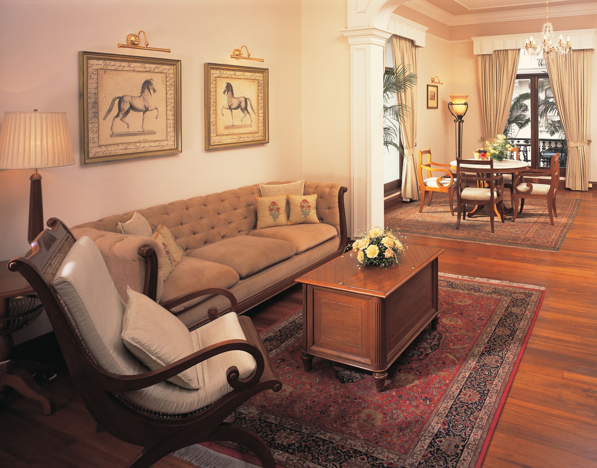 The Oberoi Grand in Kolkata: Grand Lobby