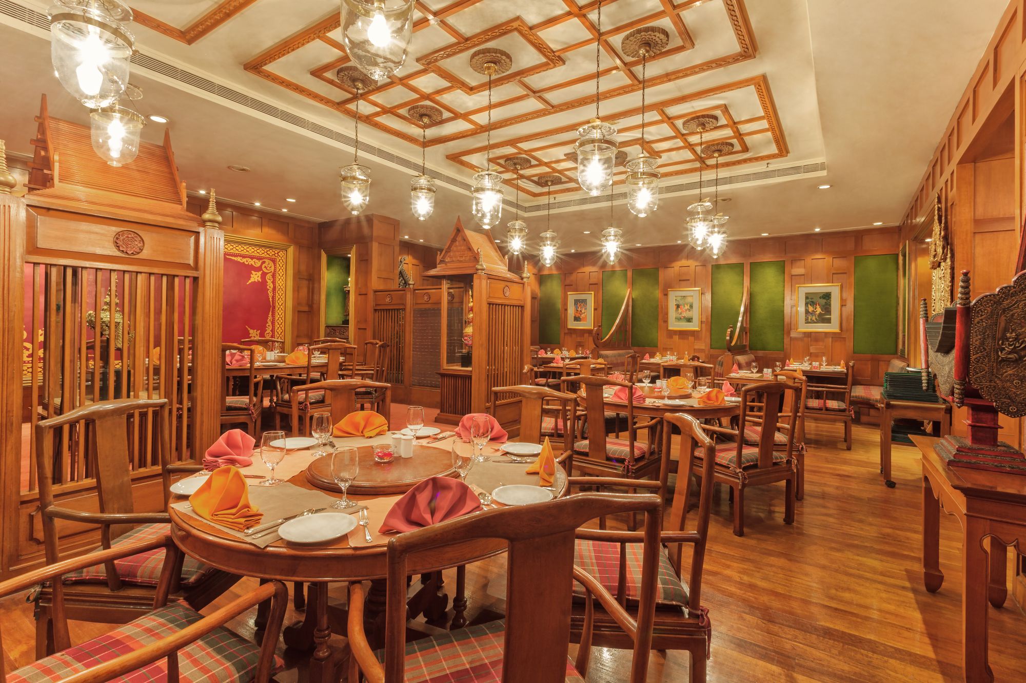 The Oberoi Grand in Kolkata: Baan Thai