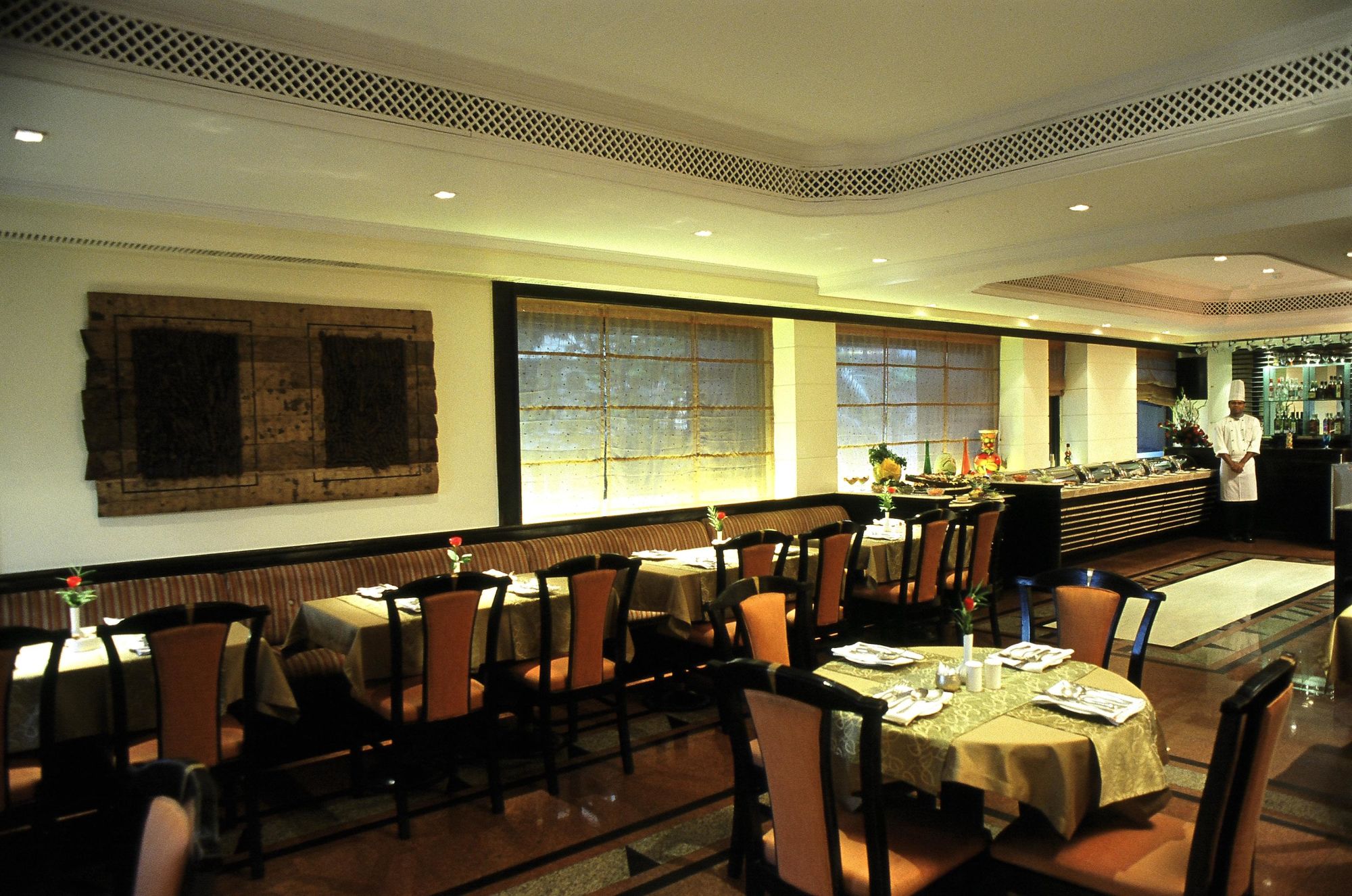 Fariyas in Mumbai: Tamarind Restaurant