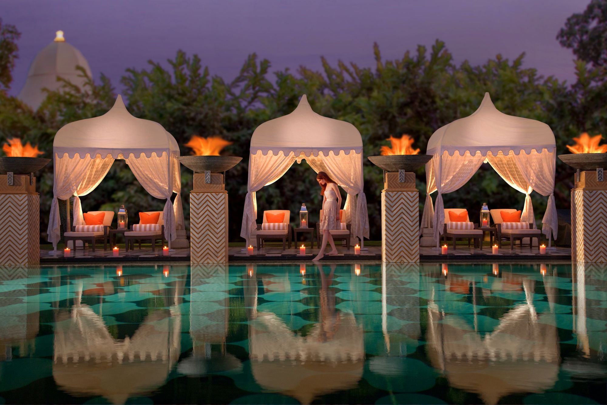 The Leela Palace in Udaipur: evening pool